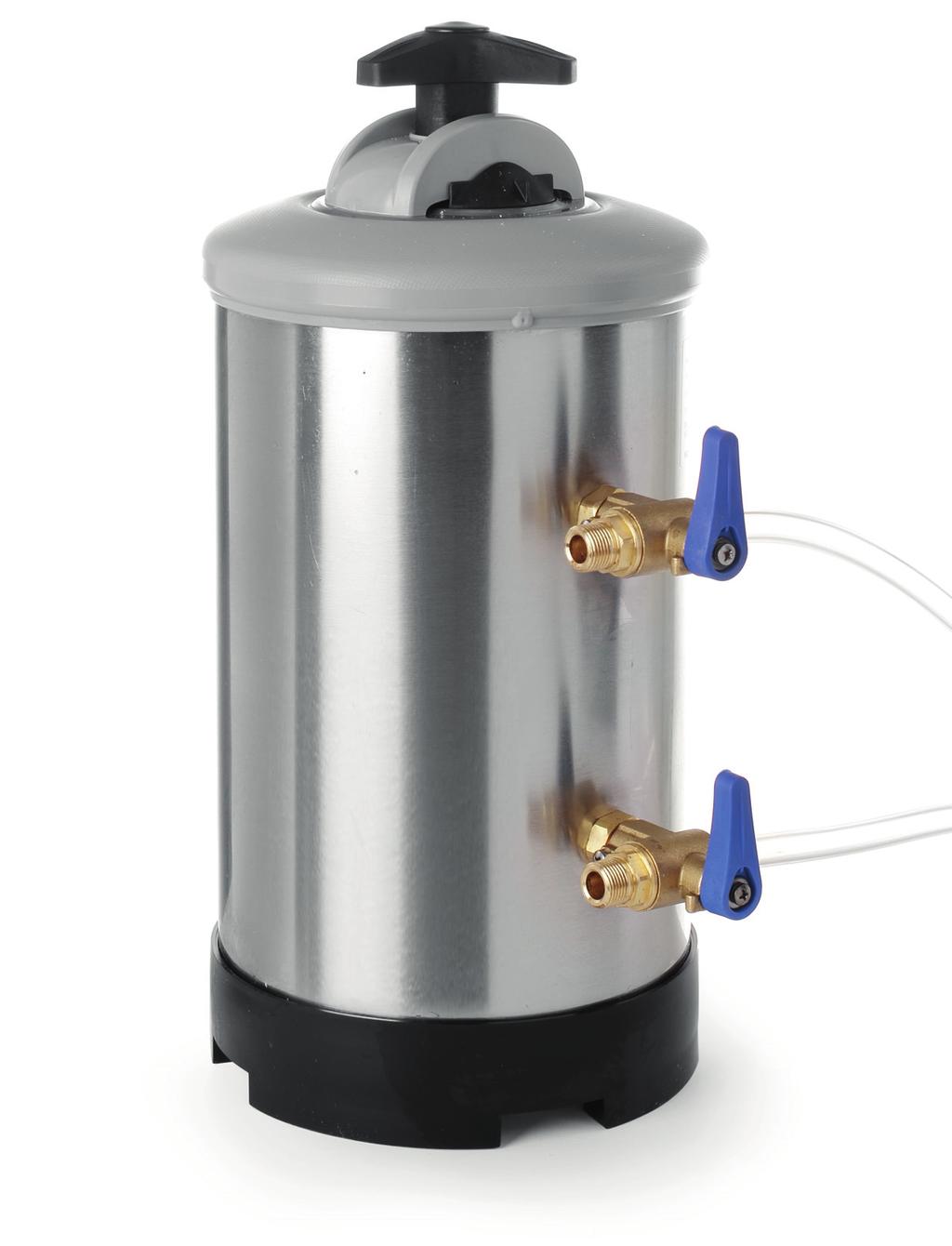 User manual Instrukcja obsługi WATER SOFTNER ZMIĘKCZACZ DO WODY Item: 231210 231227 231234 You should read this user manual