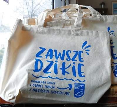 pl blogerka i dziennikarka stale współpracująca ze Zwierciadłem) 13 k followersów na Instagramie Iza (fitfighterka.