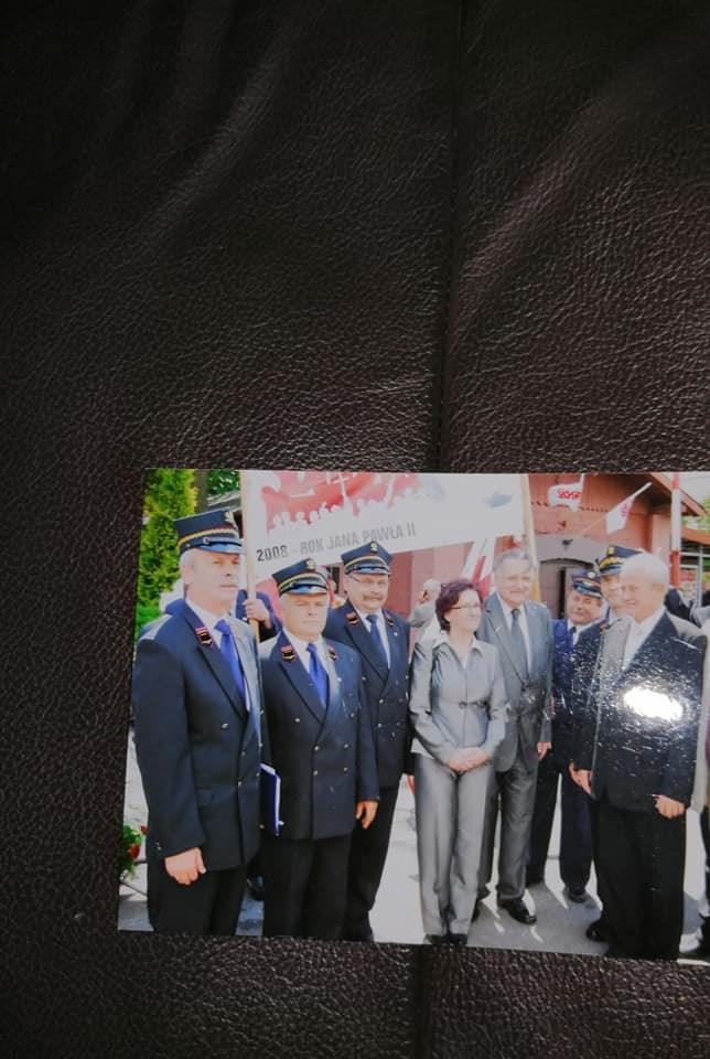 Słyszałem też o osobach ubogich, którym służył pomocą bez żadnego wynagrodzenia. Jan Olszewski miał powiedzenie, że Pana Boga się nie oszuka. To człowiek szerokich horyzontów.