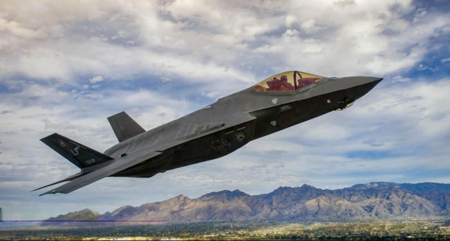 F-35A podczas lotu treningowego nad Arizoną, Fot. Tech. Sgt.