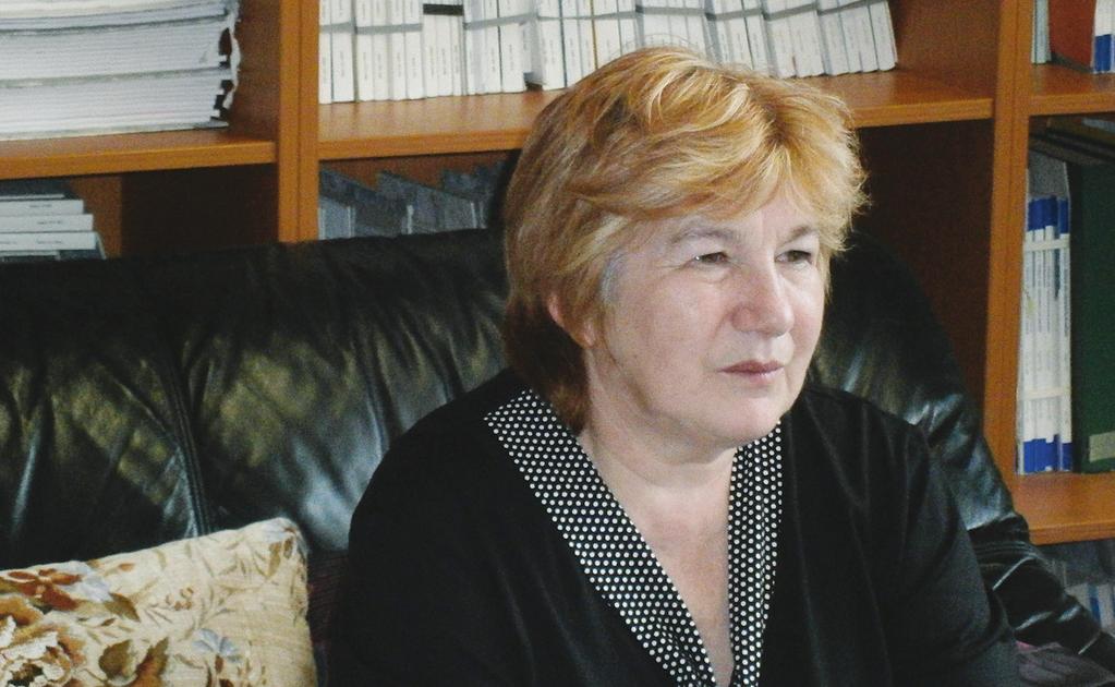 V kontaktoch nájdete všetky potrebné informácie. Prajem jej veľa zdaru v práci.
