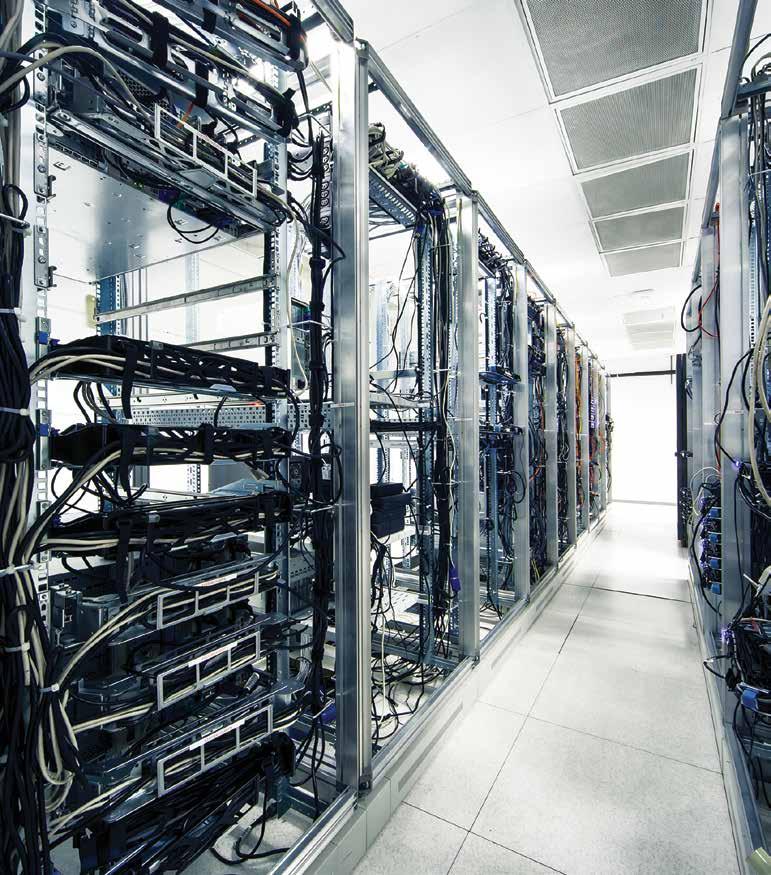 Niezawodne, wydajne i elastyczne chłodzenie pomieszczeń technicznych 24/7/365 ze Sky Air od Daikin Systemy wewnętrzne o większej wydajności z oficjalnymi etykietami energetycznymi Efektywne