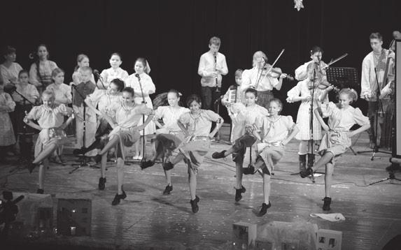 TAROTURIANSKY 01 2016 Cena 0,19 XXIII. ročník www.staratura.sk POZVÁNKA Hudobno-zábavný program skupiny Progres, Veselej trojky a Števa Hruštinca 28.