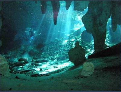 Majów, jaskinie zalane wodą o przejrzystości ponad 30 m), nienurkowie 2 snorkle (pływanie z