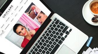 AKCESORIA DO MAKIJAŻU Akcesoria, KTÓRYCH POTRZEBUJESZ Nie wszystkie akcesoria do makijażu są takie same... Oriflame stworzył precyzyjne narzędzia, niezbędne do wykonania perfekcyjnego makijażu.