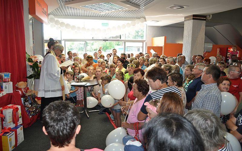 Uroczyste inauguracje gromadzą setki osób.