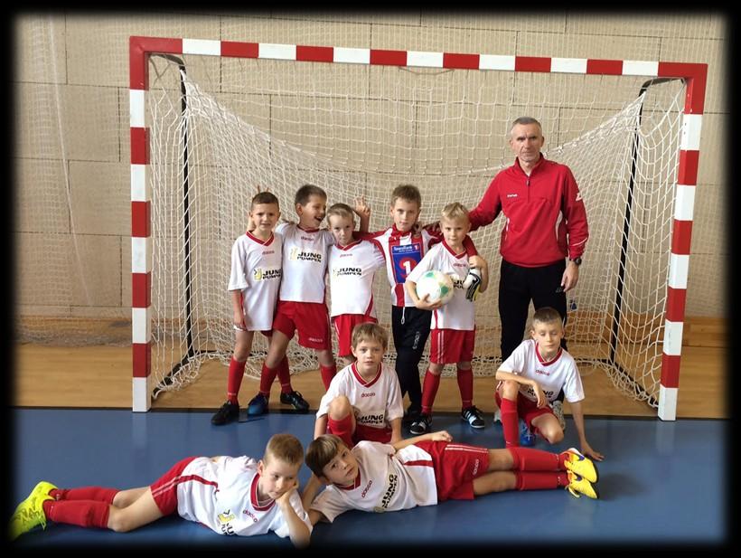 Kolejny turniej żaków UKS GOKiS Kąty Wrocławskie W dniu 14.11.2015 żaki wzięły udział w turnieju Jako Polonia Stal Świdnica.