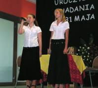 I znowu siê uda³o Gimnazjum w Ornontowicach ma swoich patronów W ubiegłym roku szkolnym w