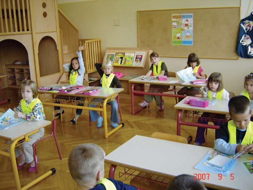 OTROCI SO NAŠE NAJVEČJE BOGASTVO, NAŠA PRIHODNOST V začetku septembra, za študente pa v oktobru, se ponovno odprejo šolska vrata in vse bolj ali manj