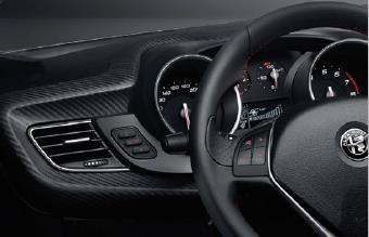TAPICERKA/ STYLISTYKA WNĘTRZA GIULIETTA SUPER SPORT VELOCE Wnętrze GIULIETTA / SPORT: tkanina czarnoszara NeroGrigio