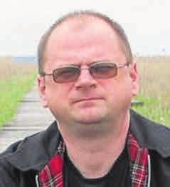 Jk drzwimi się nie d, to oknem wejdzie śmieją się koleżnki z koł gospodyń wiejkich, podkreśljąc, że włściw osob n włściwym POWIAT MONIECKI miejscu to powiedzenie, które idelnie do sołtys psuje.