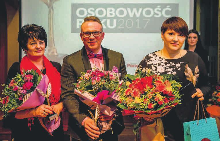 WOJCIECH WOJTKIELEWICZ Dorot Hlick odebrł swoją sttuetkę i dyplom orz syn,