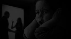 Trauma przez duże T Wypadki, Katastrofy naturalne; Gwałty, rozboje; Choroba i