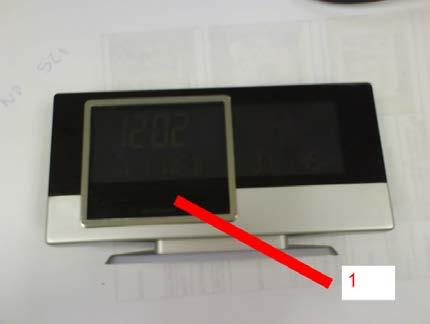 V3067 EN Desktop Weather Station Instruction Manual Introduction This desktop weather station comes with weather prediction, clock, calendar, day, temperature and humidity display.