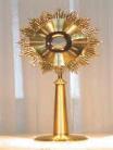 FIRST FRIDAY OF THE MONTH February 1 PIERWSZY PIĄTEK MIESIĄCA 1 luty 5:30-7:00pm Adora on of the Blessed Sacrament Adoracja Najświętszego Sakramentu 5:30-7pm Confessions / Spowiedź Św.