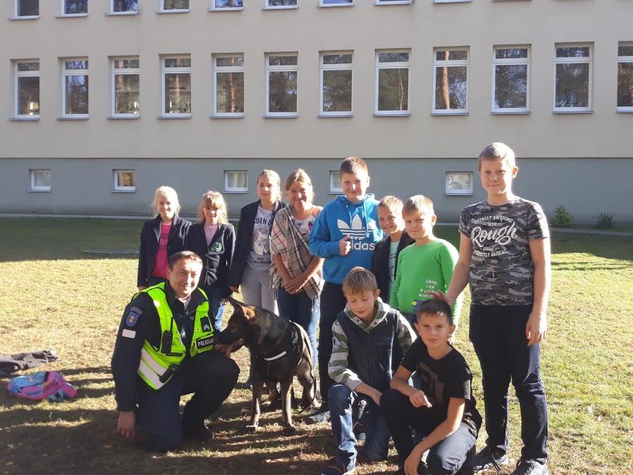 Nietradycyjne zajęcie było interesujące, gdyż świadczyły o tym niekończące się pytania.