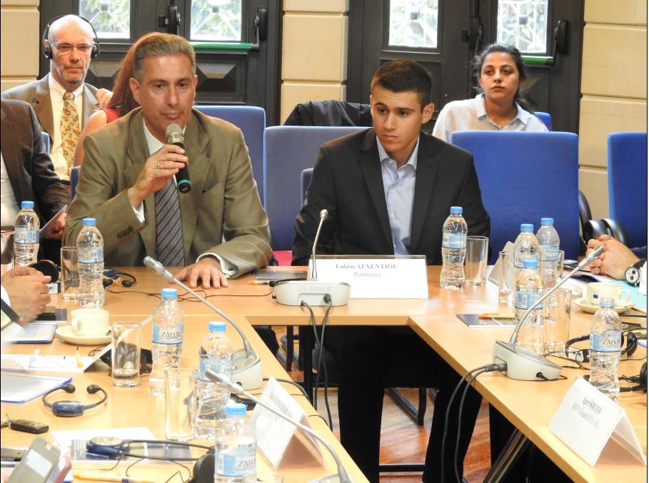 z synem w Domu UE PE622.