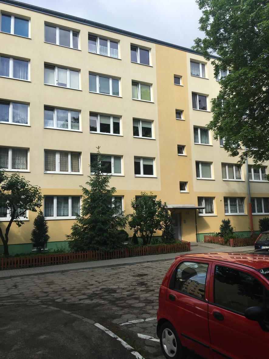 OPERAT SZACUNKOWY Z OSZACOWANIA WARTOŚCI RYNKOWEJ SPÓŁDZIELCZEGO WŁASNOŚCIOWEGO PRAWA DO LOKALU MIESZKALNEGO NR 23, POŁOŻONEGO W PABIANICACH W BUDYNKU PRZY ULICY DĄBROWSKIEGO 30/32, BEZ ZAŁOŻONEJ