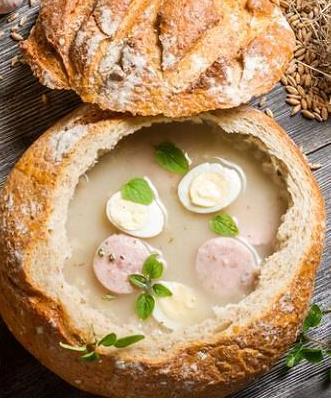 Zupa (350ml) serwowane w formie bufetu [do wyboru od 2 do 3 zup]: Żurek staropolski z białą kiełbasą i jajkiem Aromatyczny krem z grzybów leśnych Krem z pieczonych buraków z kozim serem