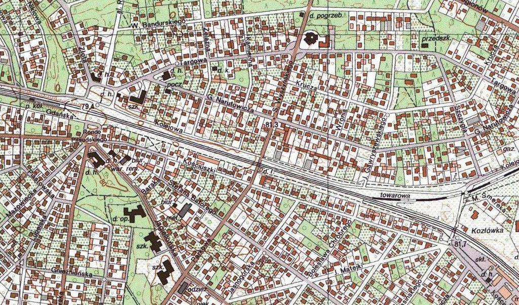 strona 9 2.6. STAN PROJEKTOWY I PROJEKTOWANA ORGANIZACJA RUCHU Projekt oznakowania przedstawia, jakie zmiany w oznakowaniu pionowym należy wprowadzić na czas wykonania prac.