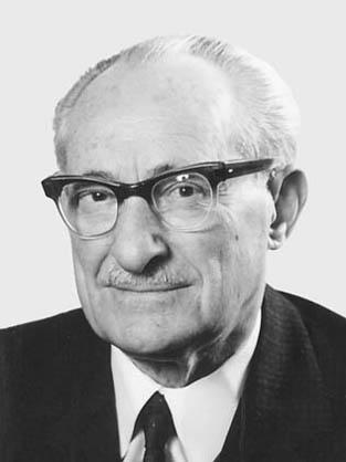 prof. Janusz Groszkowski Od 1952 był członkiem rzeczywistym PAN; w latach 1955 1980 członek Prezydium, 1957 1962 wiceprezes, a w latach 1962 1971 prezes PAN.