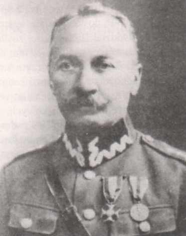 płk Andrzej Miączyński 12 czerwca 1923 roku został przeniesiony na stanowisko komendanta Obozu Szkolnego Wojsk Łączności w Zegrzu, pozostając oficerem nadetatowym 3 Pułku Łączności w Grudziądzu, a od
