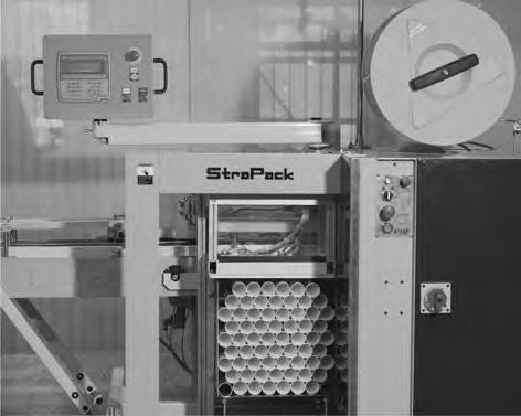 Technologia i Automatyzacja Montażu 2/2012 Pakowaczka jest w stanie opasać taśmą 6800 kartuszy na godzinę.