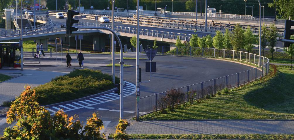 Infrastruktura drogowa Comarch ERGO dostarcza zarządcom drogowym szczegółową wiedzę o stanie i ilości majątku drogowego, zapewniając wykonywanie analiz, raportów i map tematycznych z uwzględnieniem