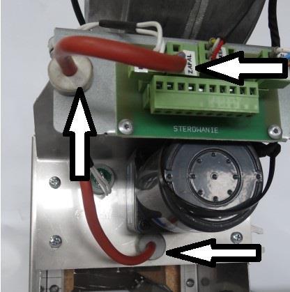 4. wyciągnąć dławiki gumowe kabla zasilającego zapalarkę z korpusu palnika (fot.1), 5. wyciągnąć grzałkę z otworu/stalowej rurki korpusu palnika (fot.