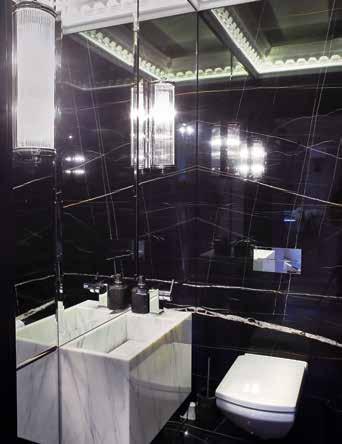 WC i bidet podwieszane Subway Villeroy & Boch, bateria bidetowa Talis Classic Hansgrohe, bateria prysznicowa Talis Classic Hansgrohe z deszczownicą Raindance (Internity).