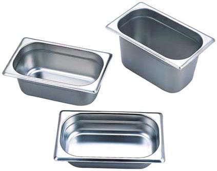 GNCH - 1/3-100 GNCH - 1/3-150 GNCH - 1/3-200 325 x 176 x 65 325 x 176 x 100 325 x 176 x 150 325 x 176 x 200 Cena netto PLN 2,4 12,- 3,5 17,- 5,4 26,- 7,2 29,- GNCH - 1/4-20 Pojemnik gastronomiczny GN