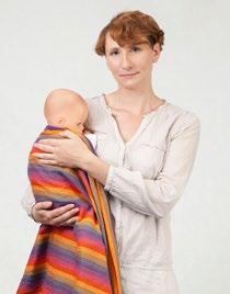Keep your baby close to your back by tightening both tails.