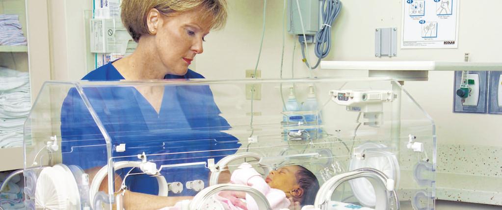 10 Technika dla Życia MT-0579-2008 W firmie Dräger skupiamy się na zapewnieniu wysokiej jakości pielęgnacji. Nigdzie nie ma to aż tak dużego znaczenia jak w opiece nad delikatnym noworodkiem.