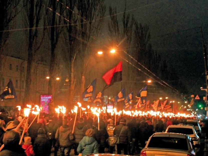 i dyja łenge ochrona. Peskry opinia sykadzia pe Facebooko: Manusies, savo nasiadzija, denys ćhuriasa kaj łes te zamareł.