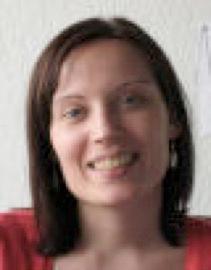 W marcu 2009 obroniła swoją pracę doktorską Utrata kontroli nad jedzeniem u otyłej młodzieży (promotorem była Prof. Dr.
