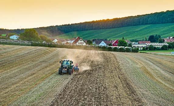 Liderzy prowadzą Fendt! www.fendt.om AGCO Sp. z o.o. ul.