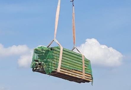 transportowanego ładunku, wysuwnice systemowe oraz