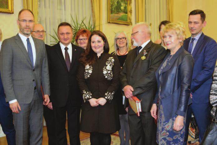 Mieszkaniec Warmii odznaczony przez prezydenta Węgier 11 Mieszkaniec powiatu olsztyńskiego, Andrzej Małyszko, otrzymał Złoty Krzyż Zasługi przyznany przez prezydenta Węgier.