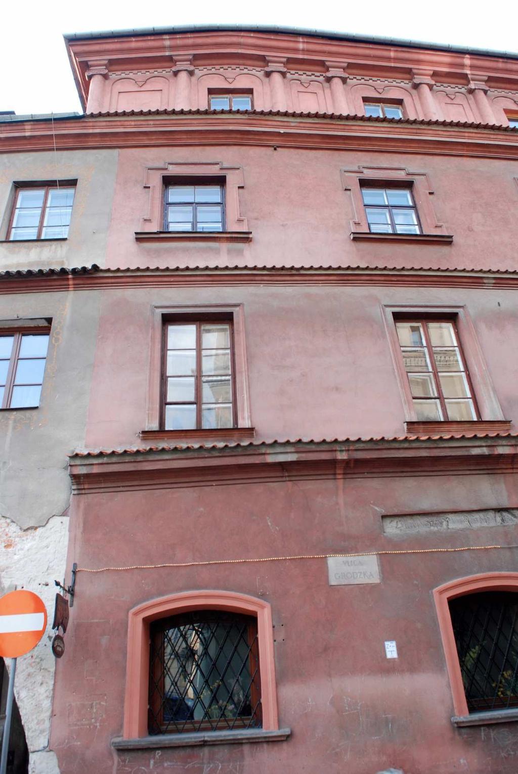 Ikonografia Grodzka 2/Rybna 1 Fasada