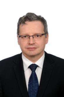 Doradza w kwestiach odpowiedzialności karnej skarbowej i reprezentuje klientów w postępowaniach karnych skarbowych.