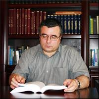 109 Prof. dr hab. Marek Kalinowski Profesor nauk prawnych, specjalizujący się w polskim i europejskim prawie podatkowym, Dr hab. Krzysztof Lasiński-Sulecki fot. M. Śpiewak autor ponad 200 prac naukowych z tej dziedziny.