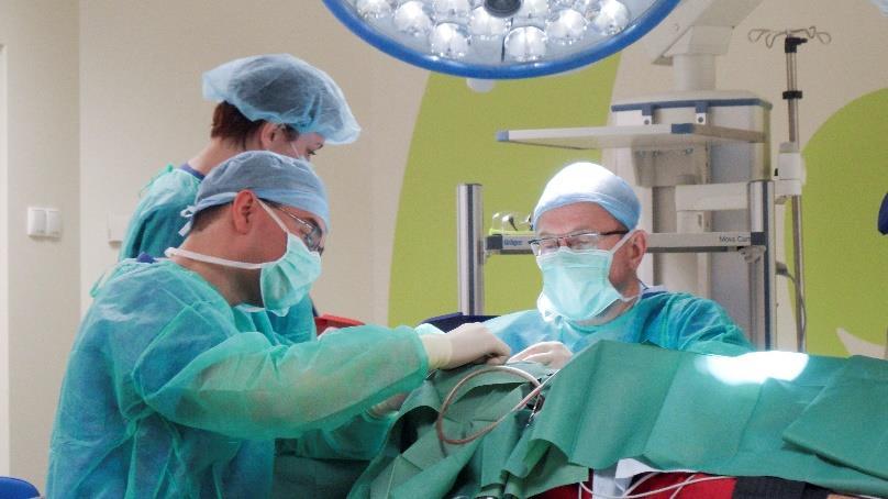 współistnieją, mówimy wtedy o niedosłuchu mieszanym. Nieleczona otoskleroza może prowadzić do całkowitej głuchoty.