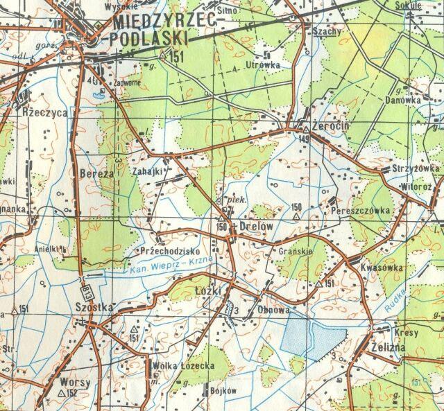 .;%)6<+=>5.+ Gmina Drelów ley 150 km na wschód od Warszawy, 15 km na zachód od Białej Podlaskiej i 90 km na północ od Lublina.