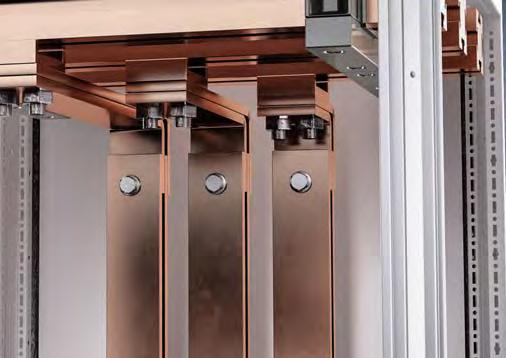 Technologia łączeniowa Zestawy łączeniowe W systemach szyn zbiorczych Maxi-PLS i Flat-PLS podłączenie odbywa się przy pomocy standaryzowanych elementów dopasowanych do danego wyłącznika mocy.