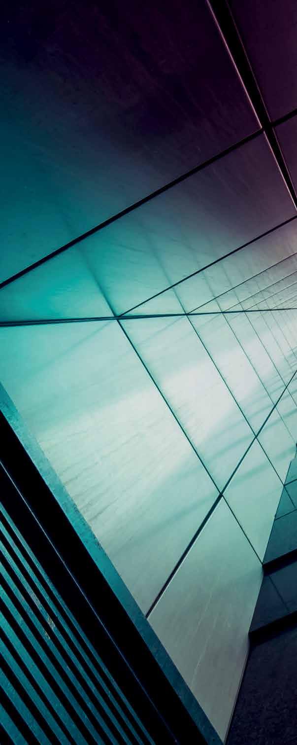 TECHNOLOGIA UP & DOWN. Zawieszony okap schodzi i oświetla kuchnię. UP&DOWN: RUCHOME W TWOJEJ KUCHNI. Piękno okapów serii F-LIGHT polega na tym, że nie są tylko zamontowane na swoim miejscu.