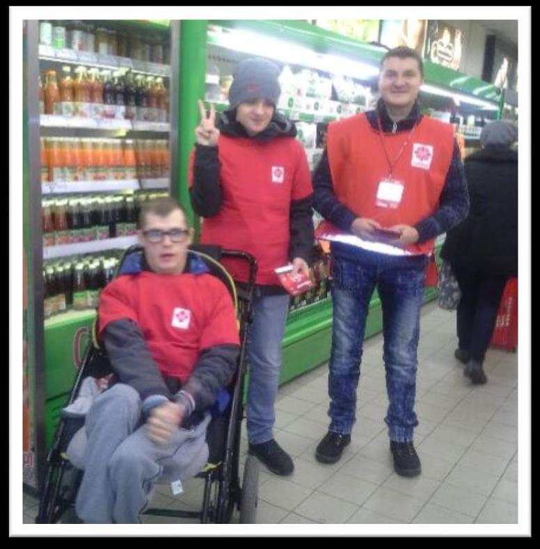 Rozmawialiśmy o tym jak wiele wolontaryjnych akcji jest w szkole: opiekujemy się zwierzętami w schroniskach, nasi podopieczni chodzą do Hospicjum w Sosnowcu, włączamy się w WOŚP, z ramienia Caritas