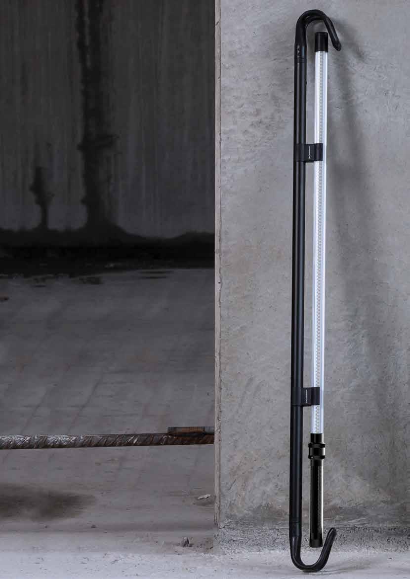 LINE LIGHT - lampa do oświetlenia komory silnika // Lampa do oświetlenia komory silnika przekonuje swoimi właściwościami Zwiększone natężenie światła (1000 lumenów) Pyło- i wodoszczelna konstrukcja
