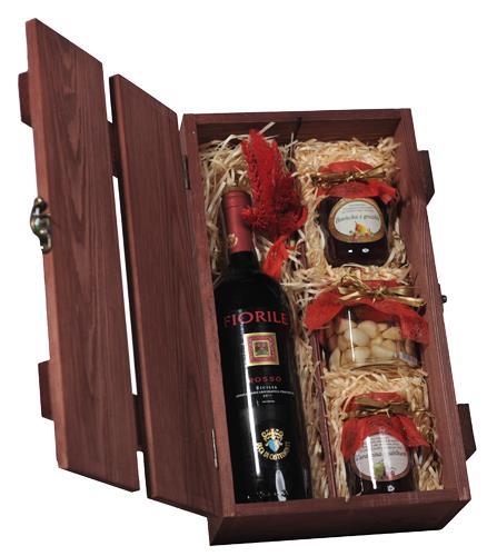 GOŚĆ Z SYCYLII FIORILE ROSSO SICILIA Wino włoskie, czerwone, wytrawne. W ustach pełne i eleganckie. W smaku duża owocowość z zaznaczoną wiśnią. Dobrze zrównoważona kwasowość i słodycz.