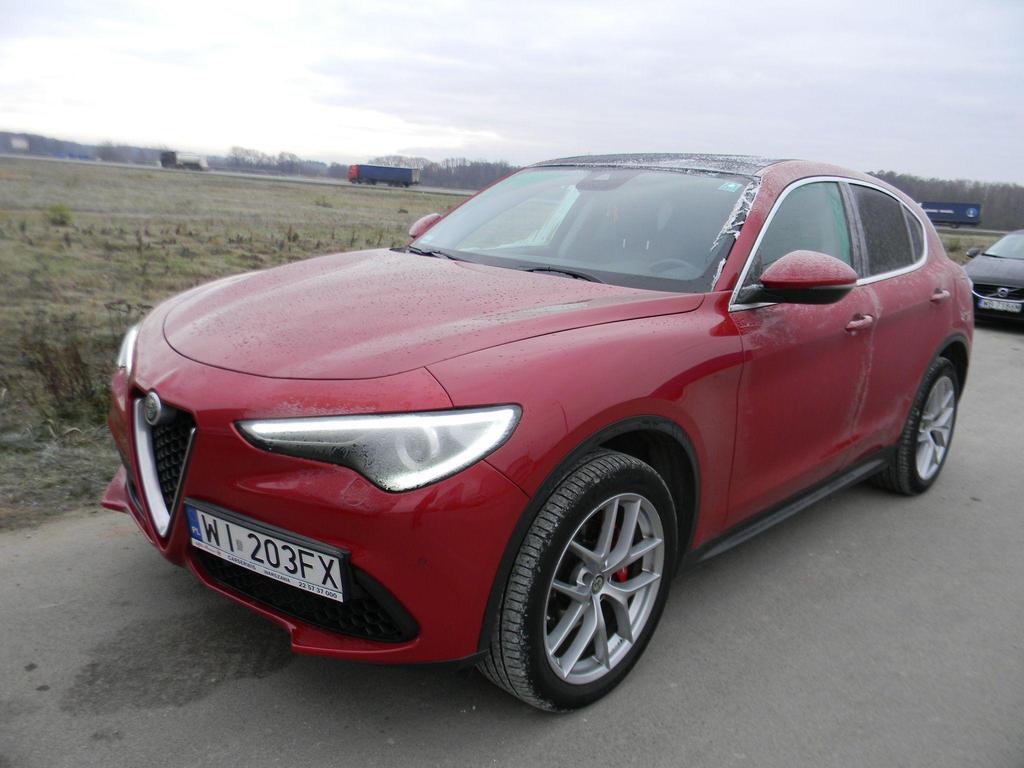 0 Turbo MR`7 Dane: [T] XI-08 Wersja: VIN: ZARFAHLNXH7B5678 Nr rejestracyjny: WI0FX Nr Info-Ekspert: 00-0080 Rok produkcji: 07 Wskazanie drogomierza Data pierwszej rejestracji 407 km 07/05/7 Rodzaj
