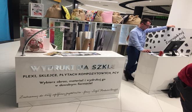 oklejanych i szkła.